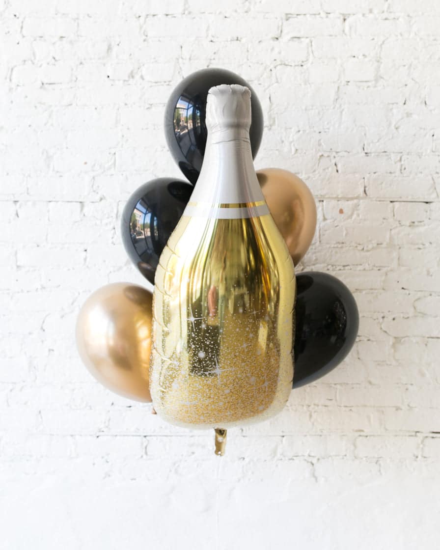 Couture – Champagne Foil and 11in Balloons – bouquet of 7 | Rental
