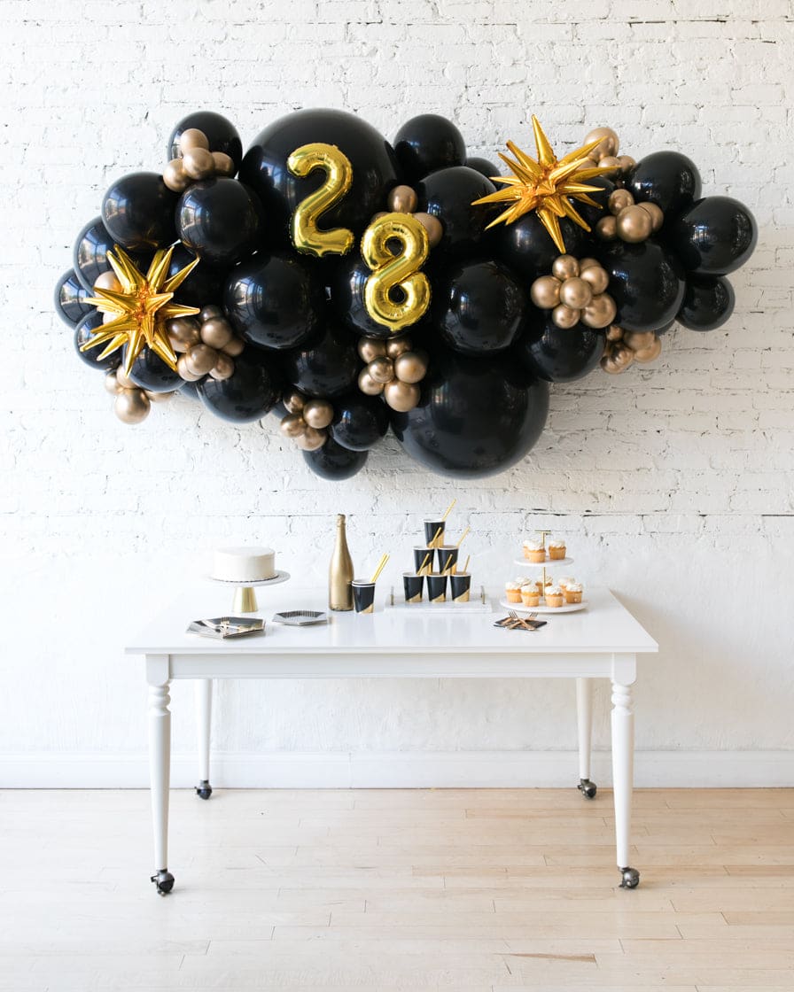 Couture – Number Backdrop Balloon Garland Install Piece | Rental