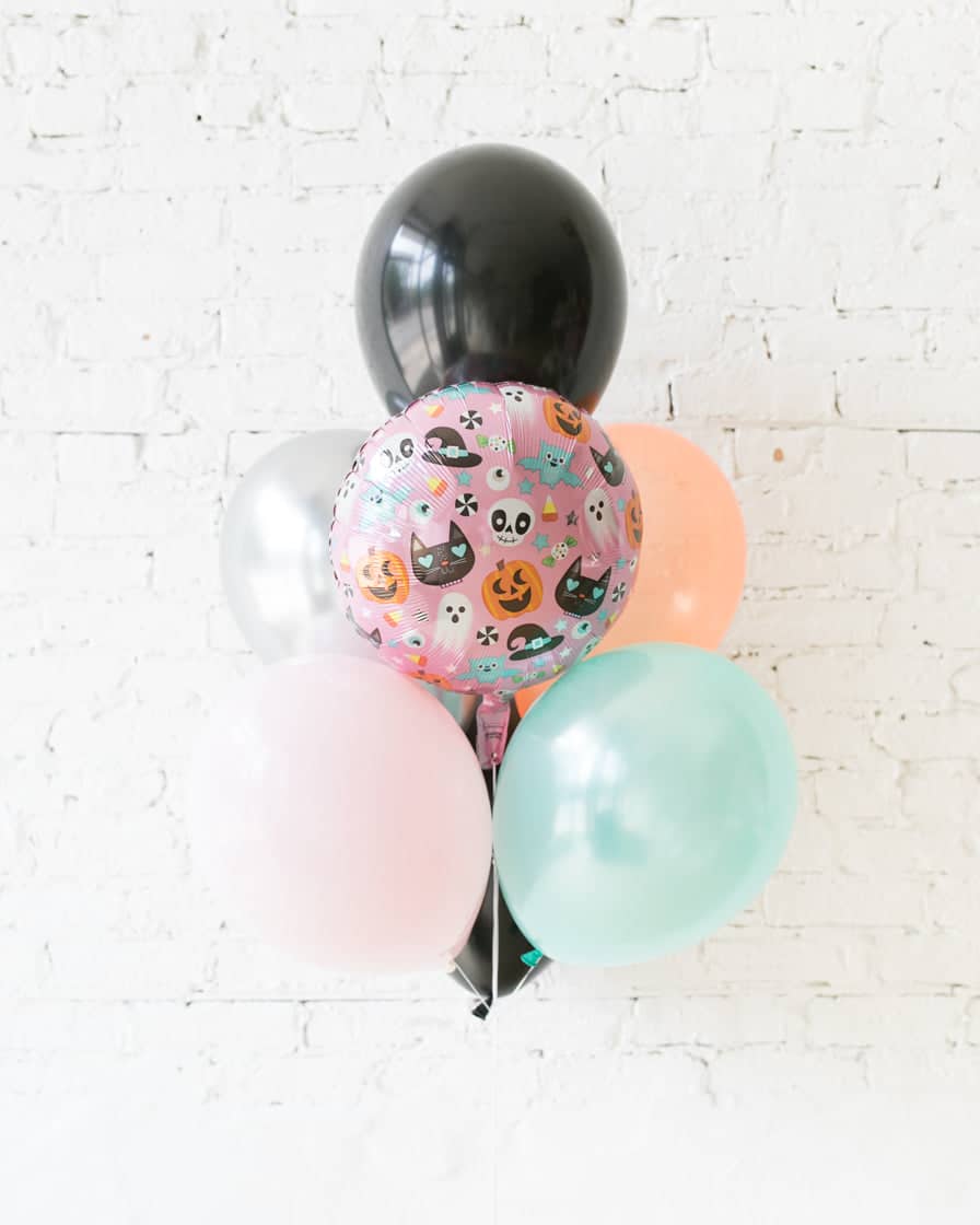 Halloween Theme – Foil and 11in Balloons – bouquet of 7 | Rental