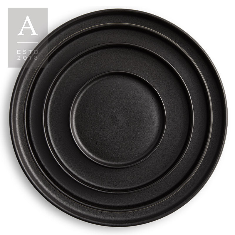 Kaleb Onyx Stoneware | Rental Kaleb Onyx Stoneware | Rental