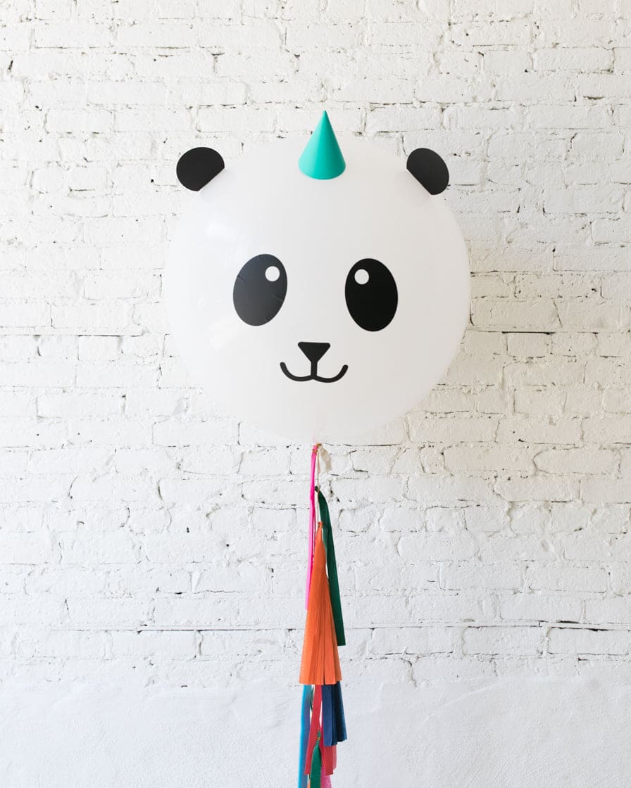 GIFT-Panda Specialty Giant Balloon with Tassel | Rental